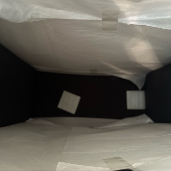 NWT Burberry | Medium NS House Check Book Tote Shoulder Bag W/ Dustbag $1,350 - Picture 6 of 7